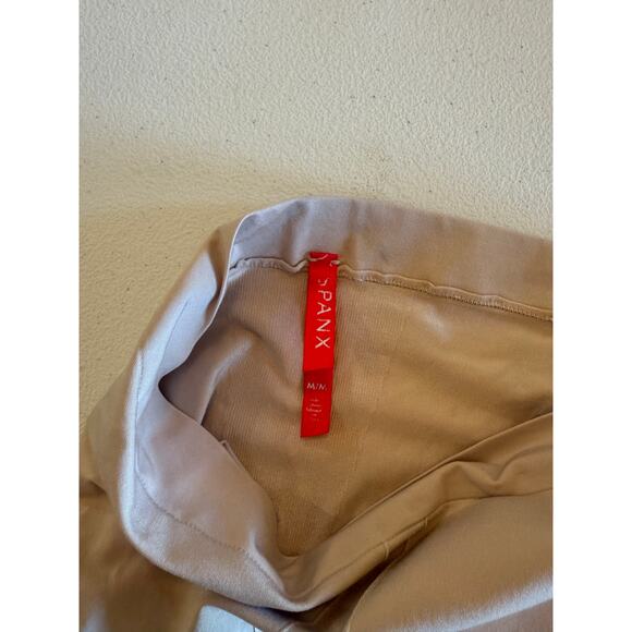 Spanx Higher Power Short Mid-Thigh Body Shaper Sz M Nude Soft Beige High Waisted - Picture 3 of 5